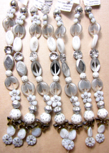 Load image into Gallery viewer, Czech Table Cut Mix White/Silver Qty: 6 inch strand