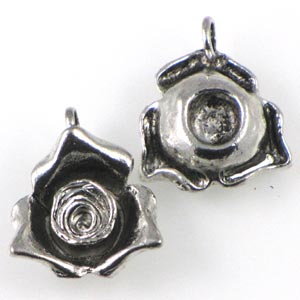 Antique Silver Plated Pendant Pretty Rose 24X27mm *D* Qty:1