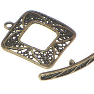 Antique Brass Toggle Filligree Square 22mm Qty:1