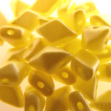 Load image into Gallery viewer, Czech DiamonDuos 5x8mm Pastel Lemon Qty:5g
