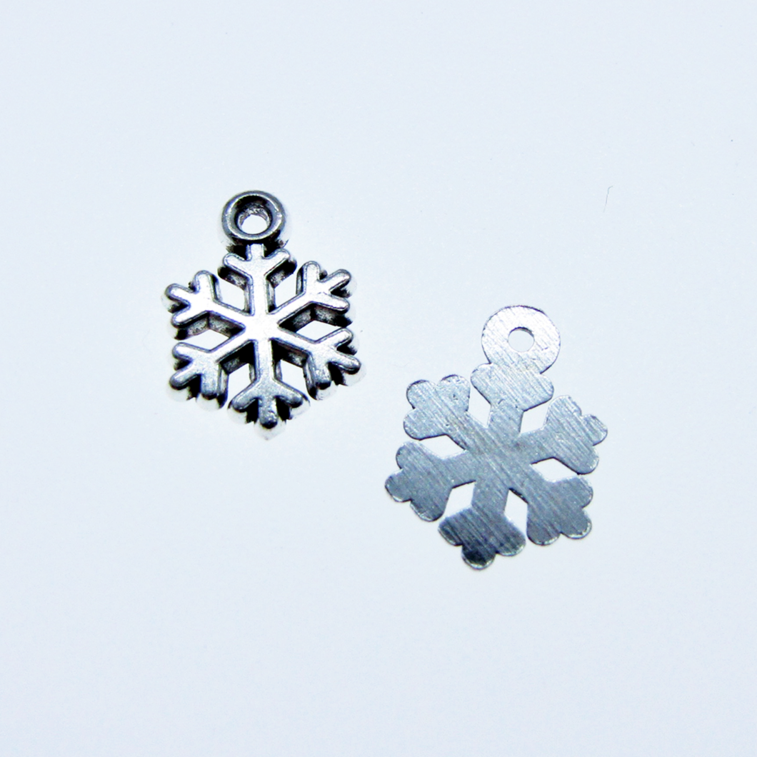Antique Silver Charm Snowflake 1